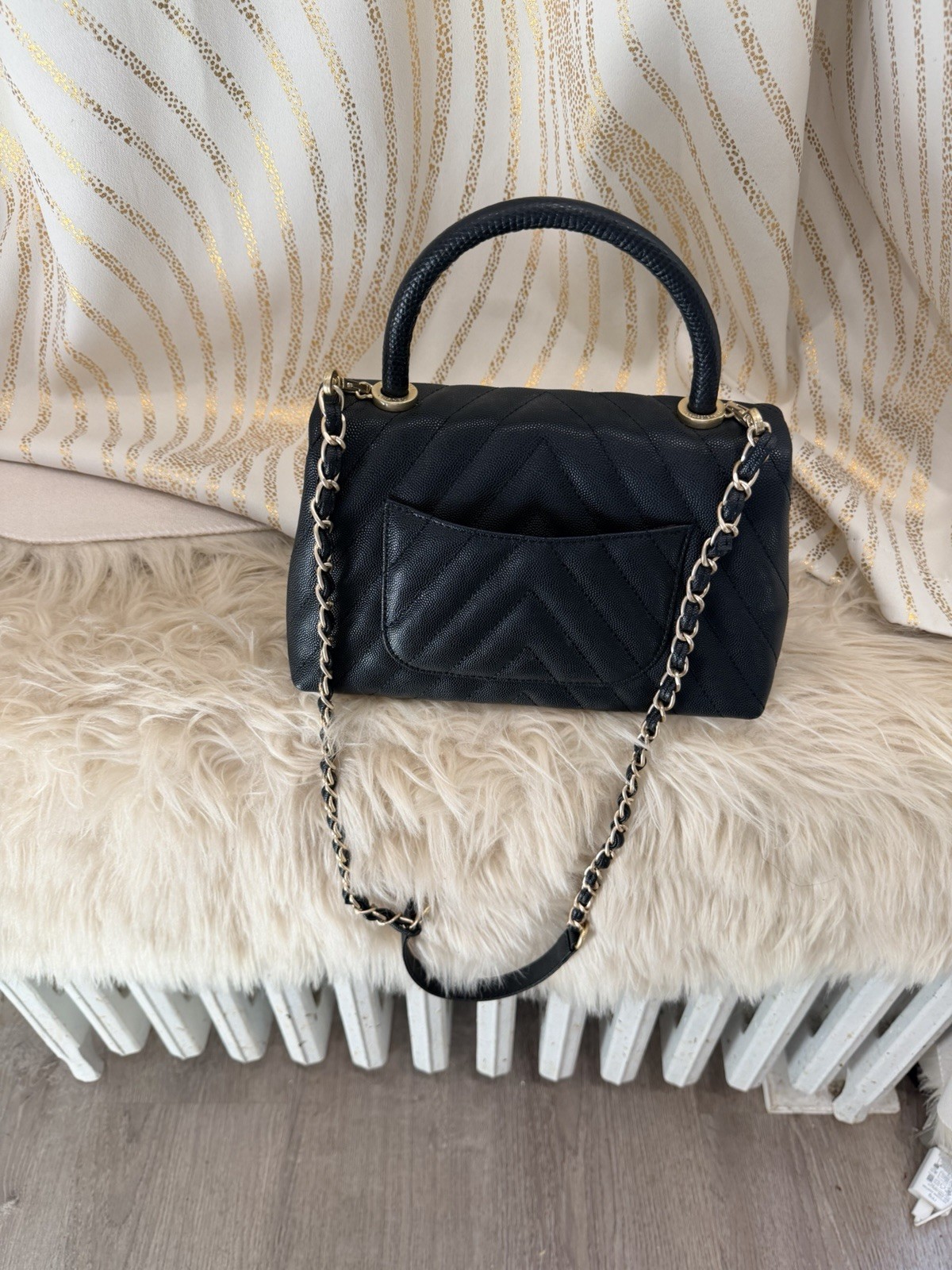 CHANEL CC Shoulder Bag Black Fabric/Leather