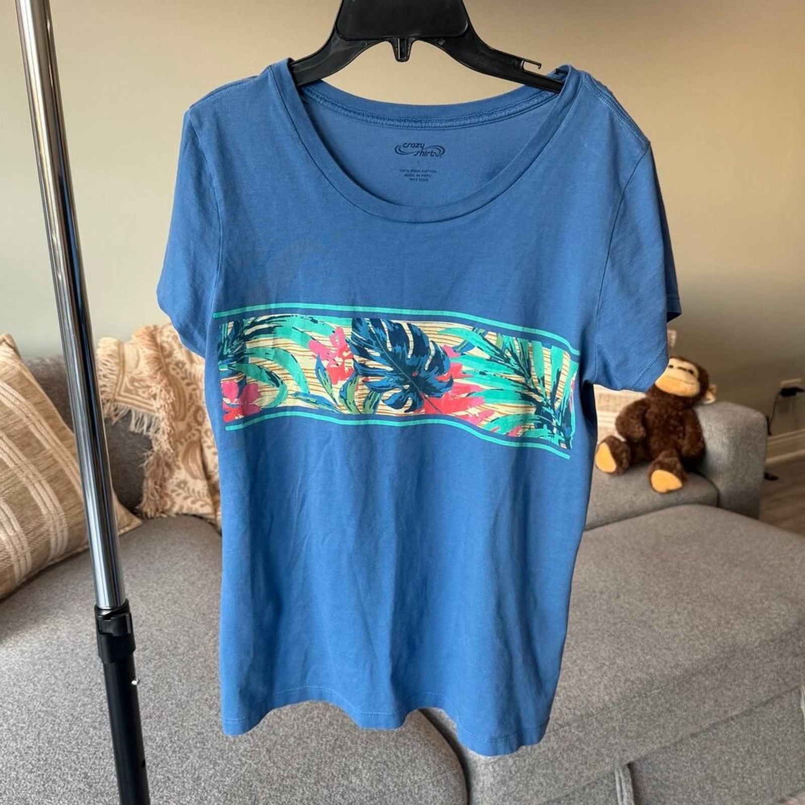 Crazy Shirts Blue Tropical Floral Pima Cotton Tee L