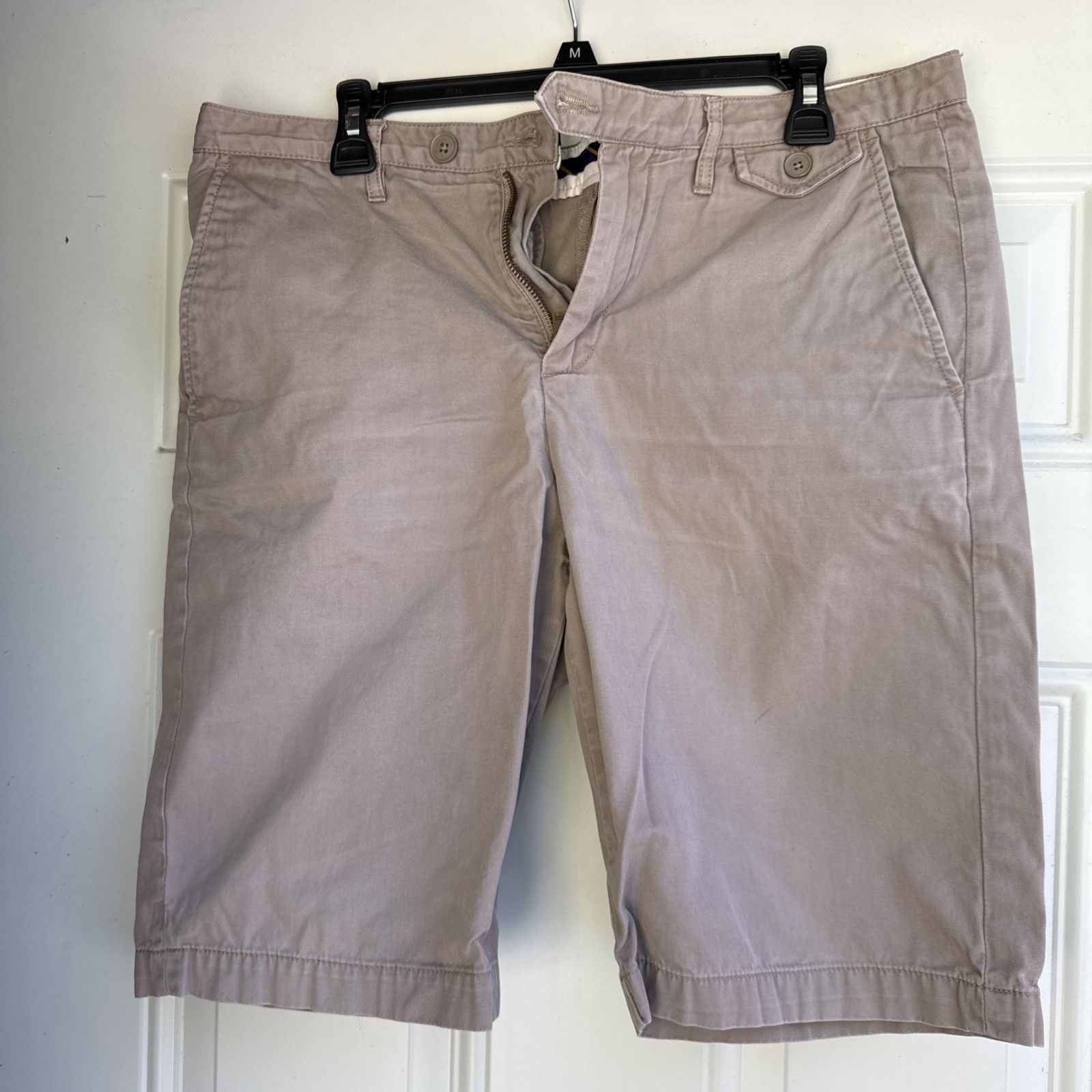 Ben Sherman Since 1963 Regular Fit Cobblestone Color Shorts Men Sz 32W New Sale