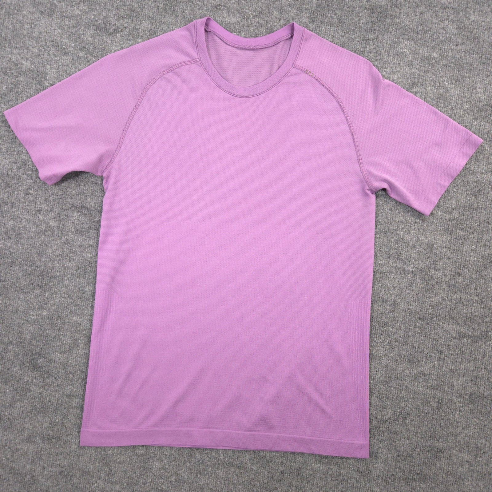 Lululemon Metal Vent Tech Shirt Mens S Purple Performance Short Sleeve Athletic