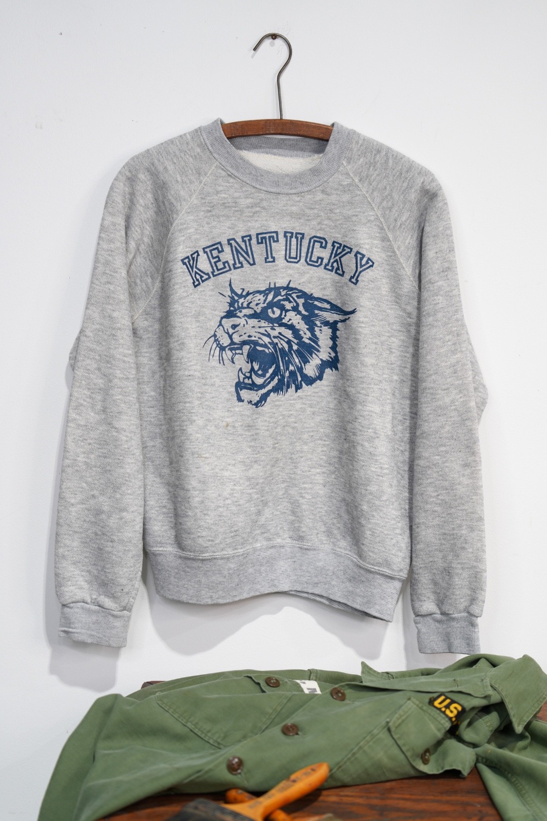 Vintage 60s Kentucky University Crewneck Sweatshirt Mens Sz M College Gray