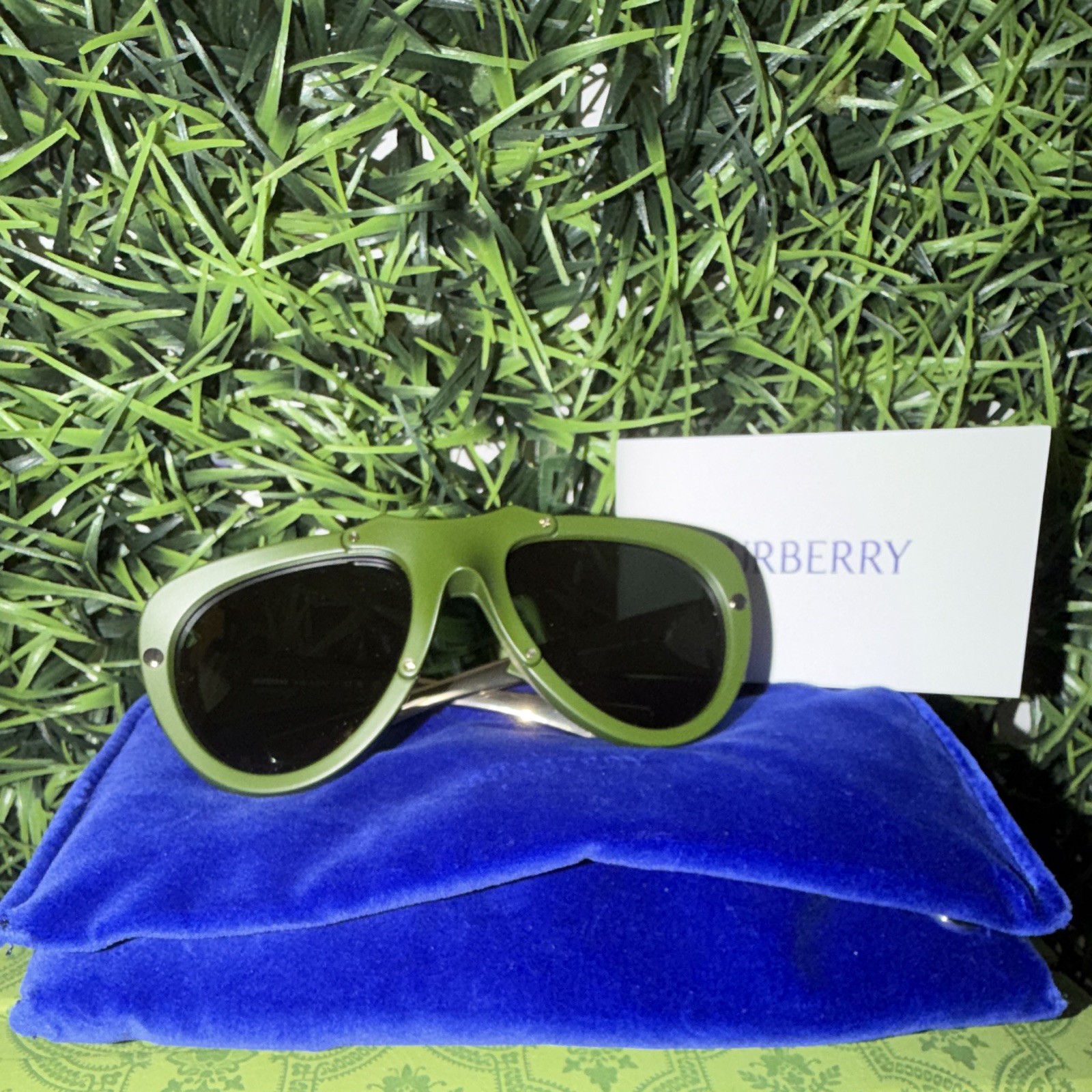 Burberry B 4433-U Oversized Sunglasses Green Frame Black Lenses 125mm