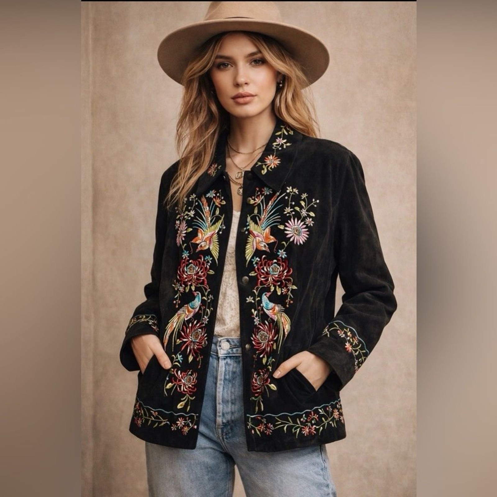 NWOT Avanti Black Multi colored Floral Embroidered Women\'s Blazer