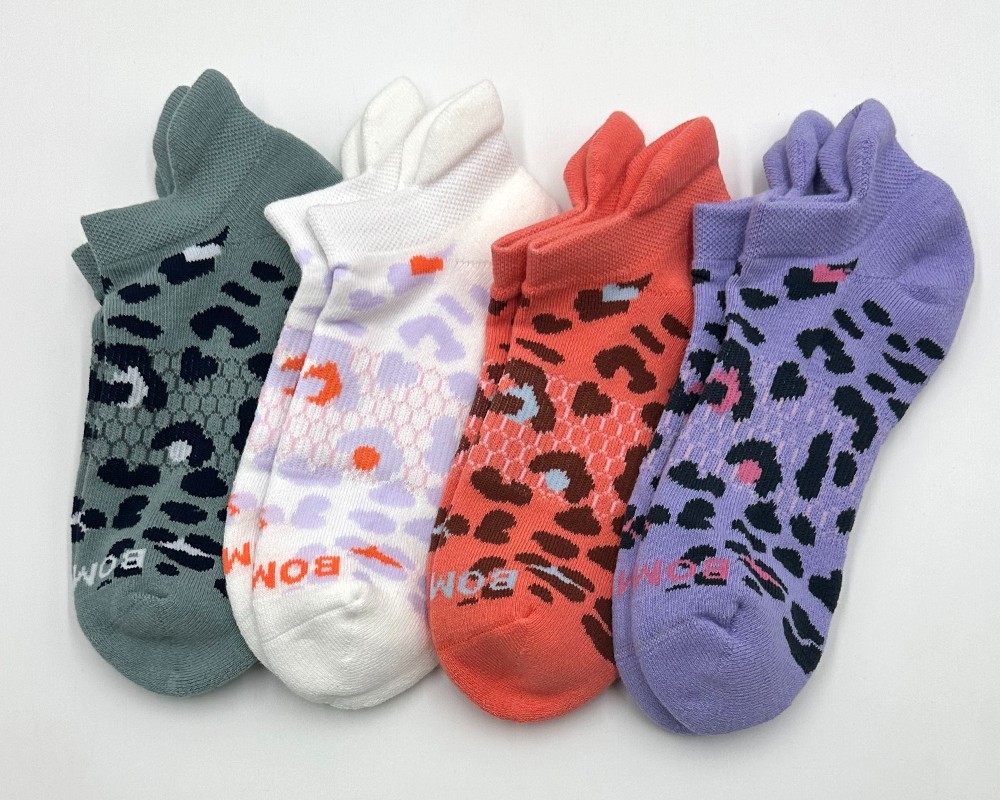 Bombas 4 Pairs Women\'s Leopard Print Ankle Socks Cushion Size Med 4 Colors Mix