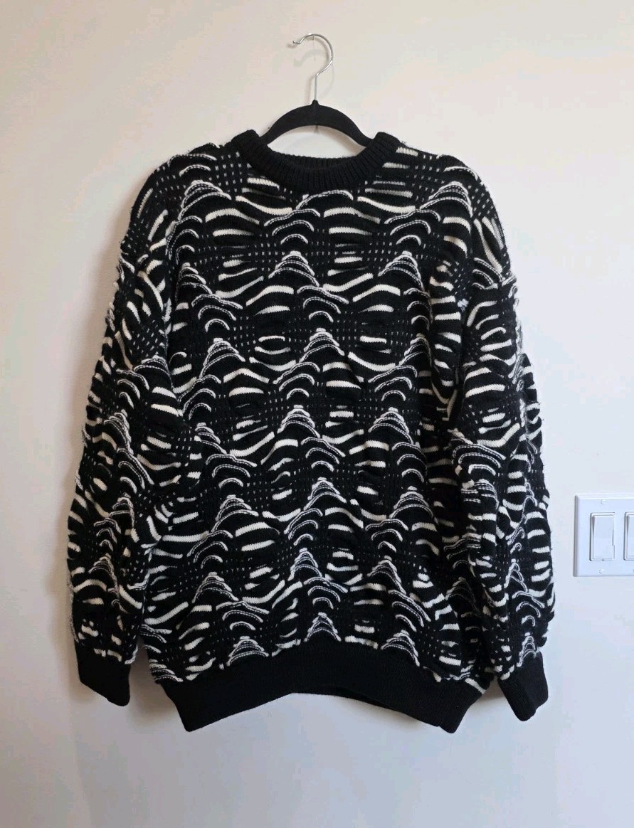 Vintage 90s COOGI Australia 3D Knit Sweater Mens M (fits like L) Black & White