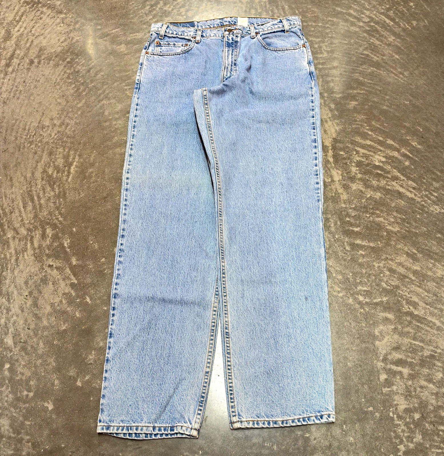 Vintage 90s Levi\'s 550 Relaxed Fit Light Wash Blue Jeans, Size 36x32