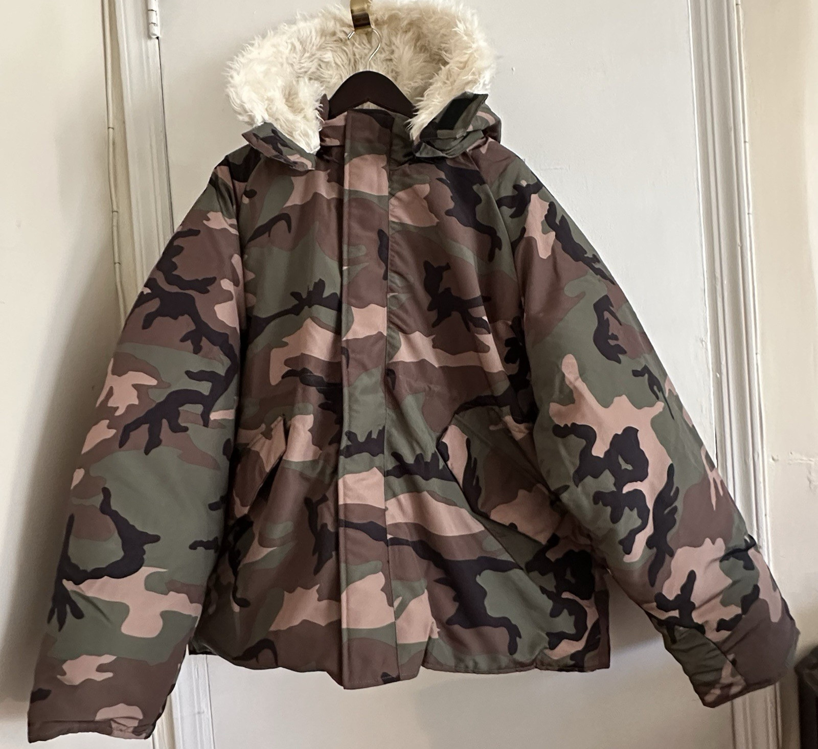 NEW YEEZY YZY PK-01 CAMO PARKA JACKET CAMOUFLAGE GREEN BROWN SZ 2 (MED - LARGE )