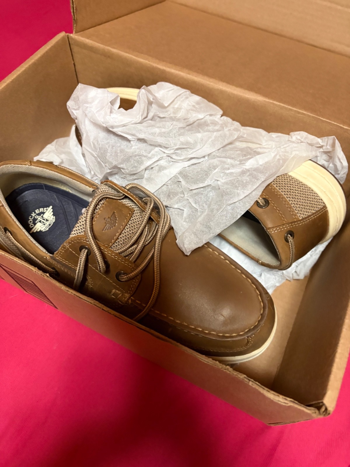 Dockers, mens casual tan boat shoes, size 9.5, new