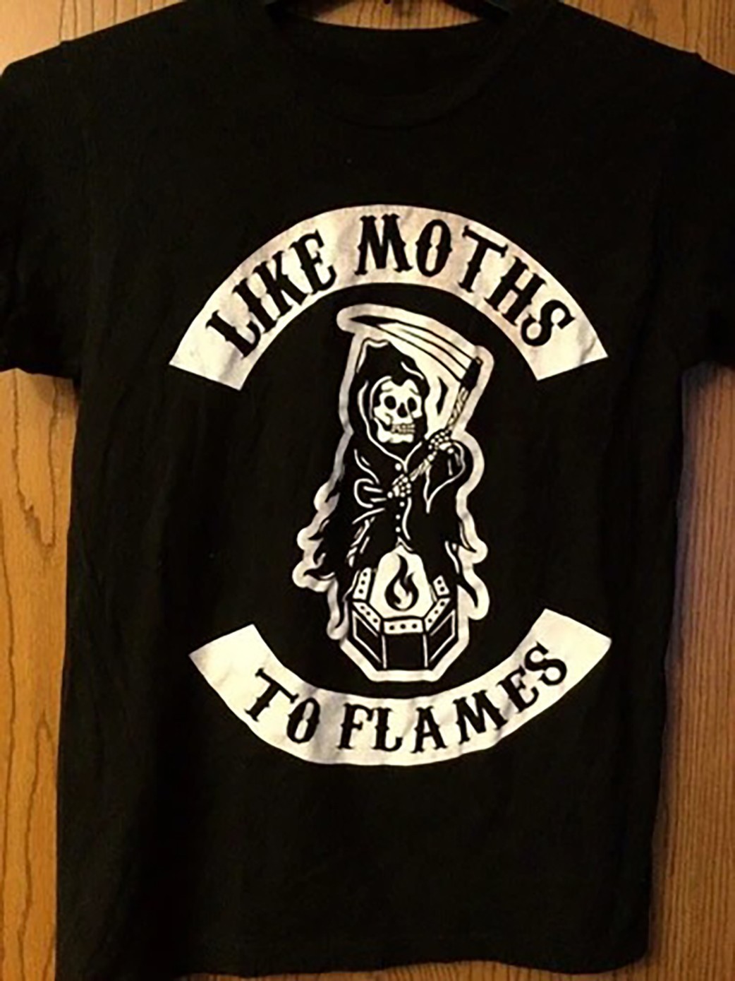 Hot Trend Like Moths To Flames Band Black Shirt Gift For Fan KO087