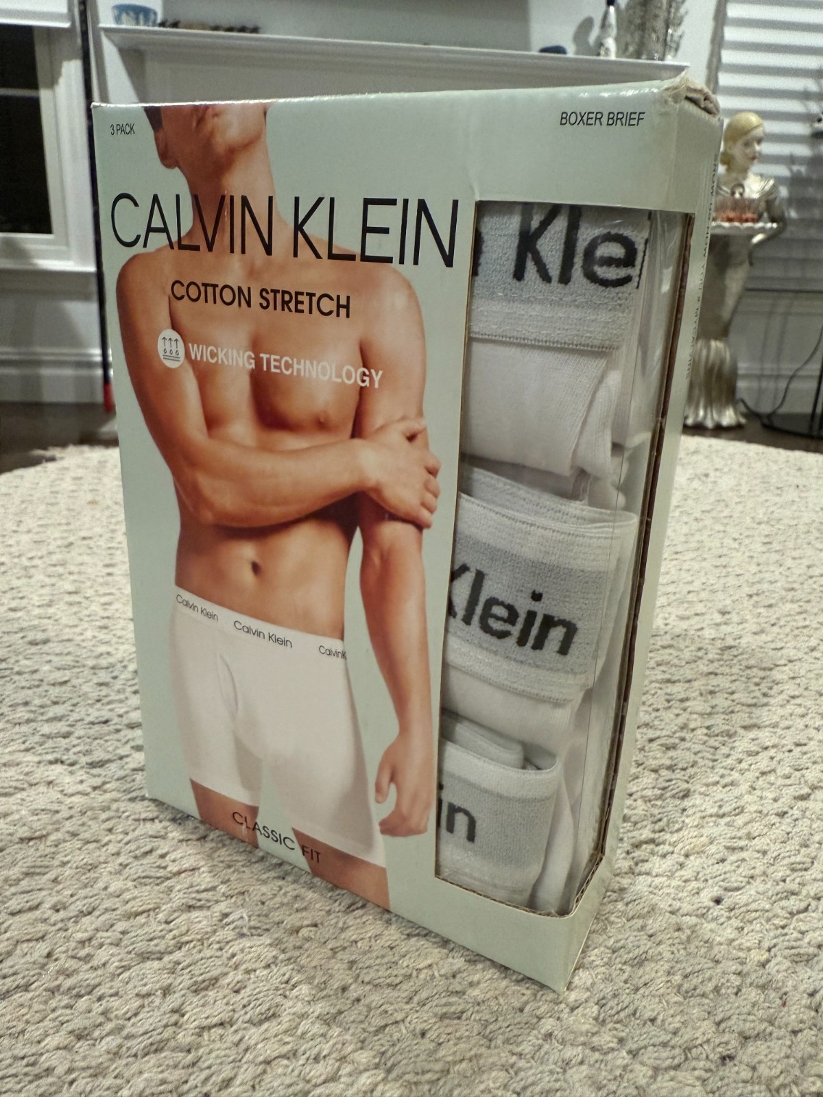 Men\'s Calvin Klein Medium White Boxer Briefs