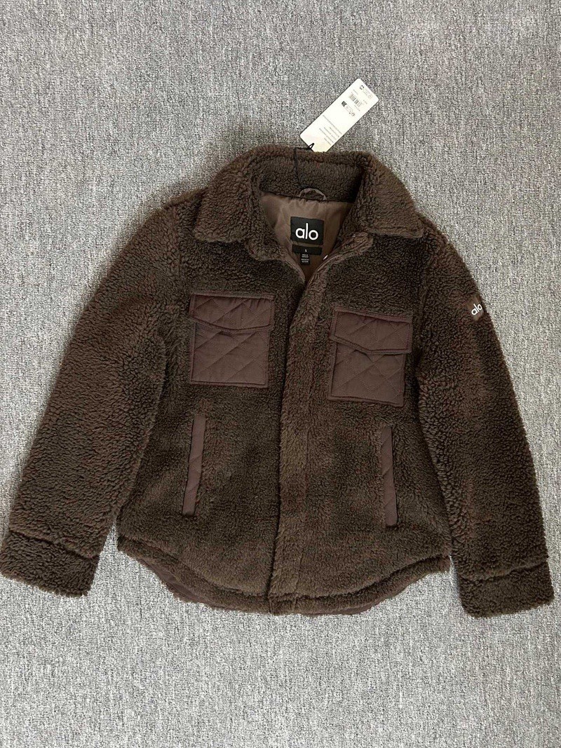 AlO Sherpa Slacker Espresso Boxy Fit Quilted Flap Pockets