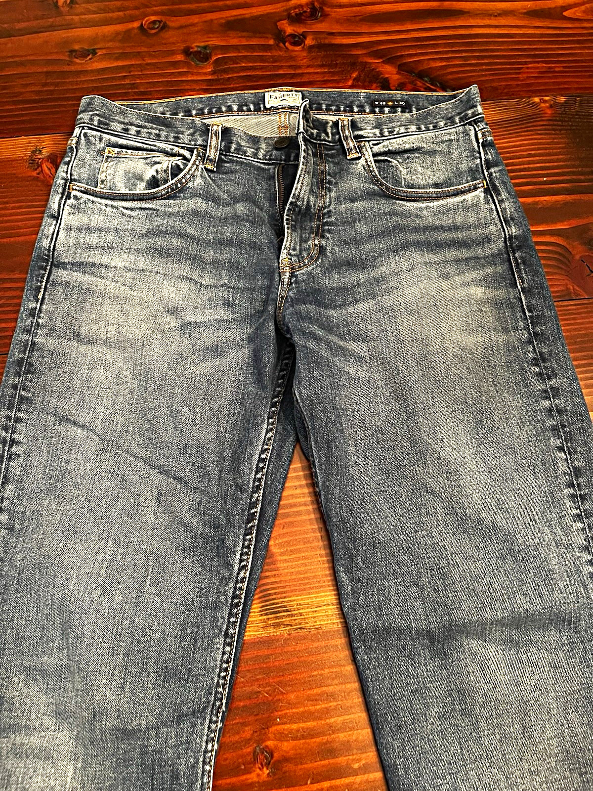 Faherty Feel Good Denim Men\'s Regular Fit Straight Jeans Blue 32x30 Medium