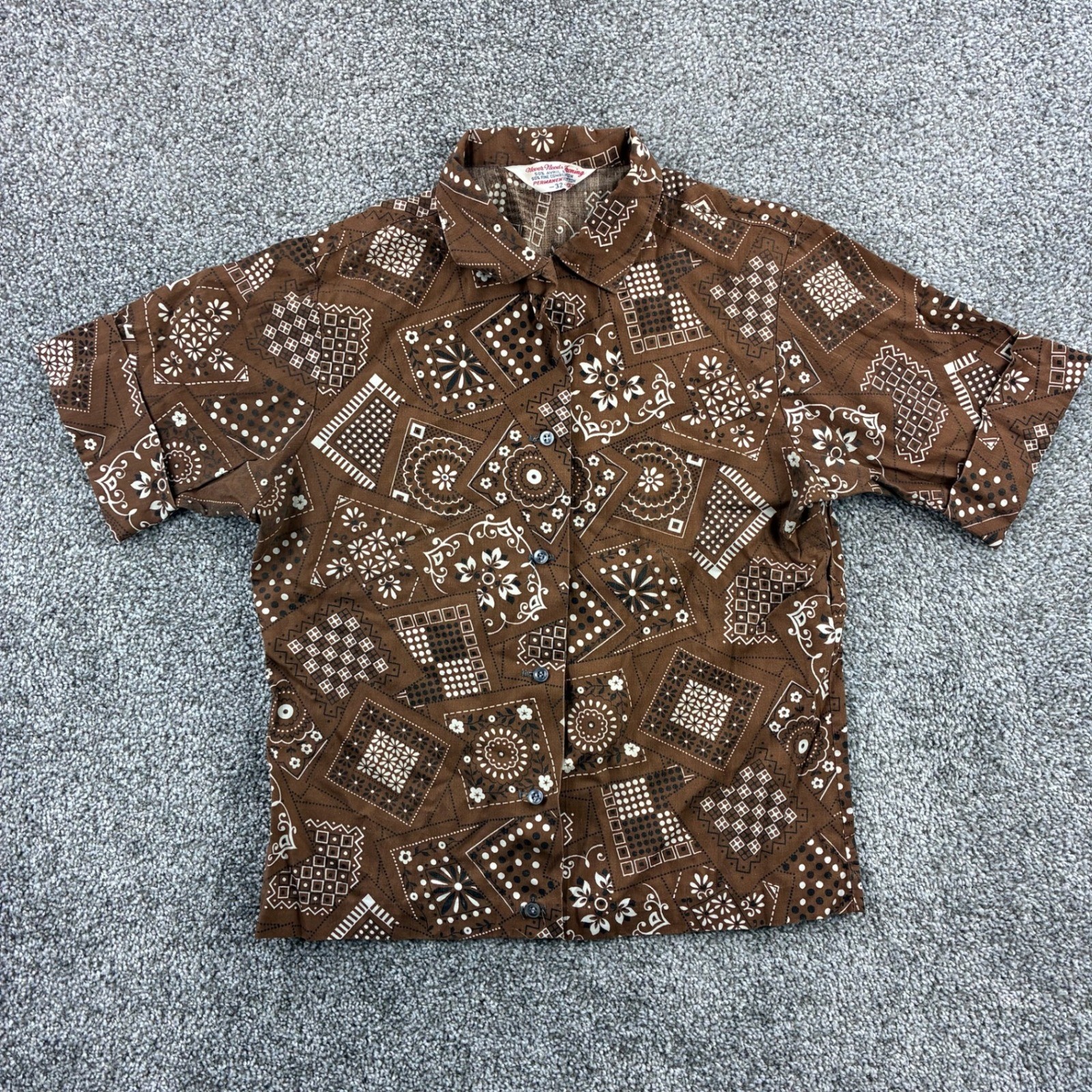 Vintage 60s/70s Loop Collar Camp Shirt Size 32 Avril Rayon Bandana Patchwork