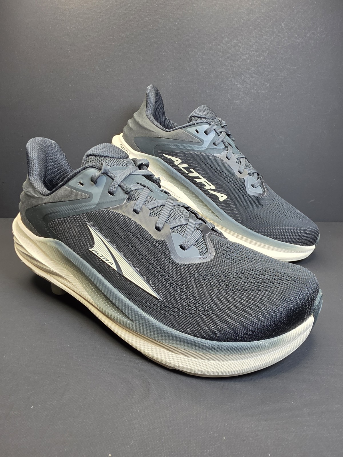 Altra Torin 8 Men\'s Running Shoes Size 11 Black Beige Athletic EGOMAX EUC 
