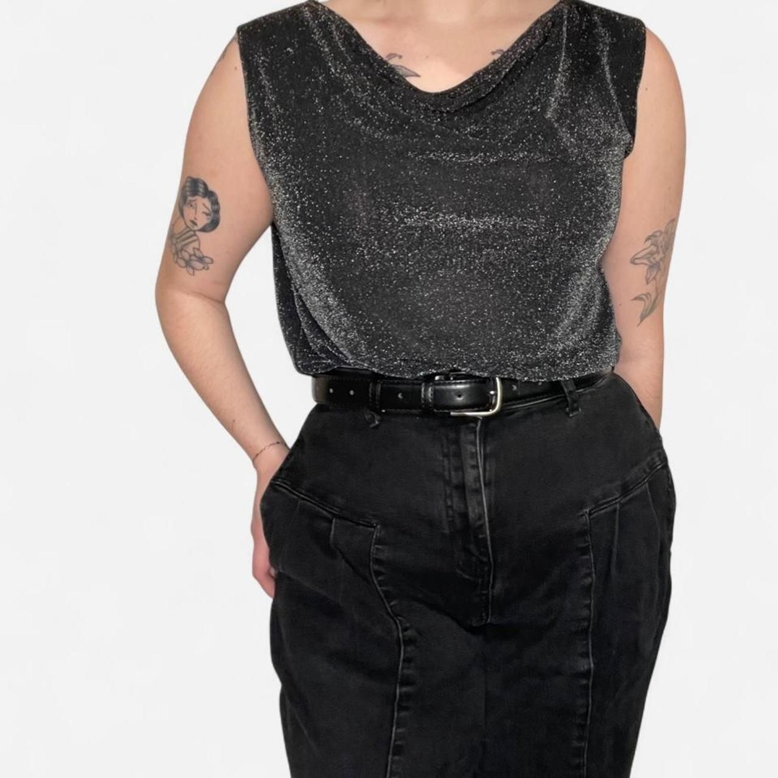 American-vintage Women\'s Black and Grey Blouse