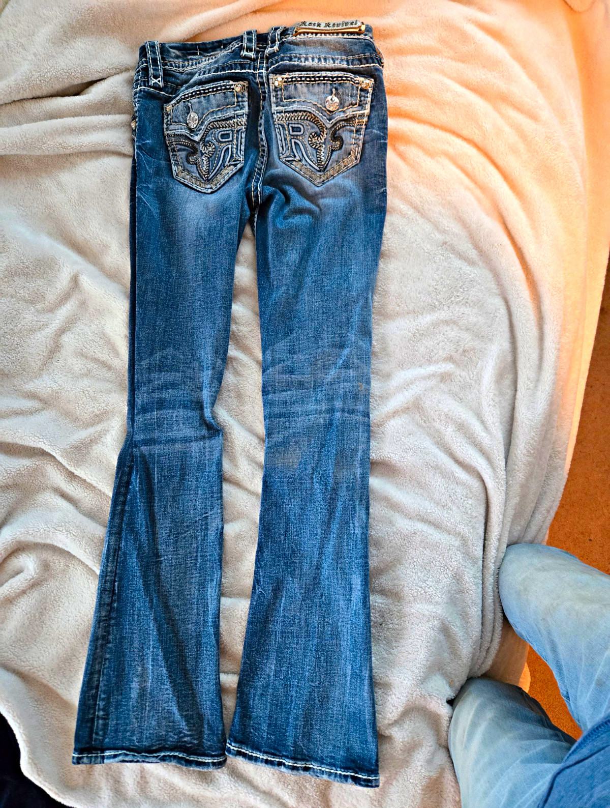 Rock Revival Women\'s Blue Bootcut Denim Jeans Embroidered Pockets Distressed 26