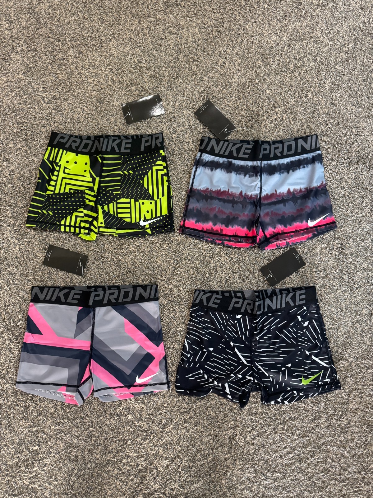 4 PAIR NIKE PRO THERMA-FIT SHORTS WOMENS SIZE M