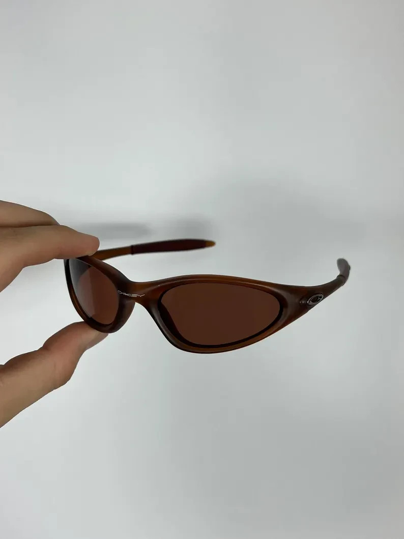 Retro Oakley Minute 1.0 Y2K Sunglasses Brown Frames Brown Lenses