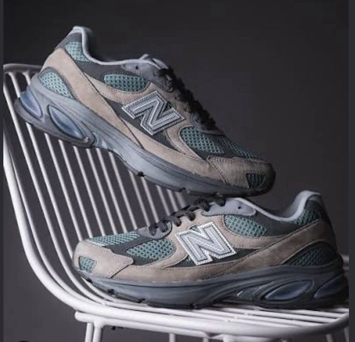 New Balance Abzorb 2010 Men’s Casual Sneaker Brown Green Black Lifestyle Shoe