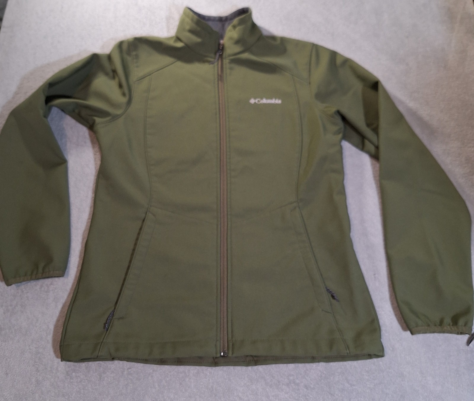 Columbia Women\'s Olive Green Softshell Jacket Fleece Lined Full Zip Outdoor Smal