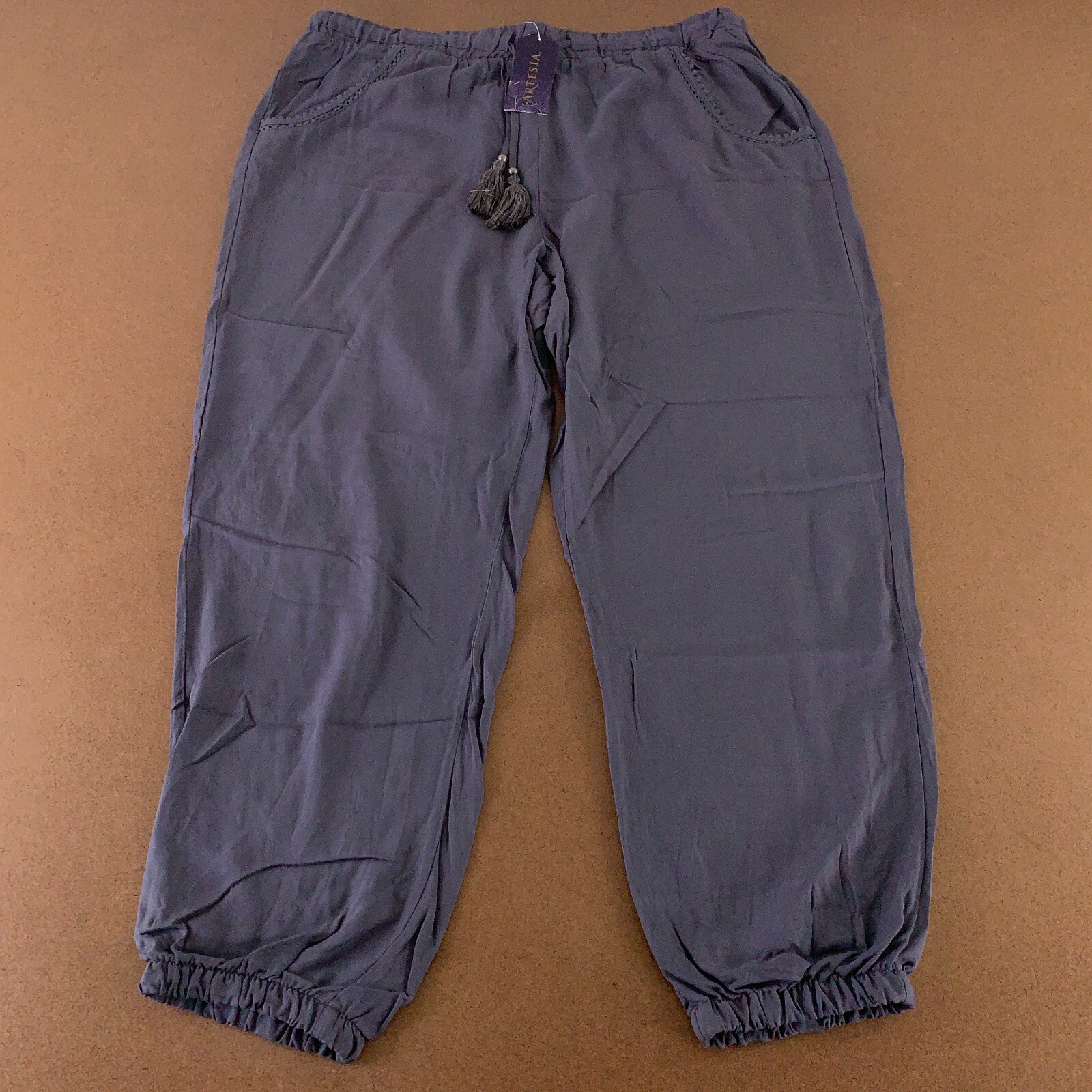 Artesia Women\'s XL Shadow Gray Drawstring Waist Pocketed Lightweight Jogger NWT