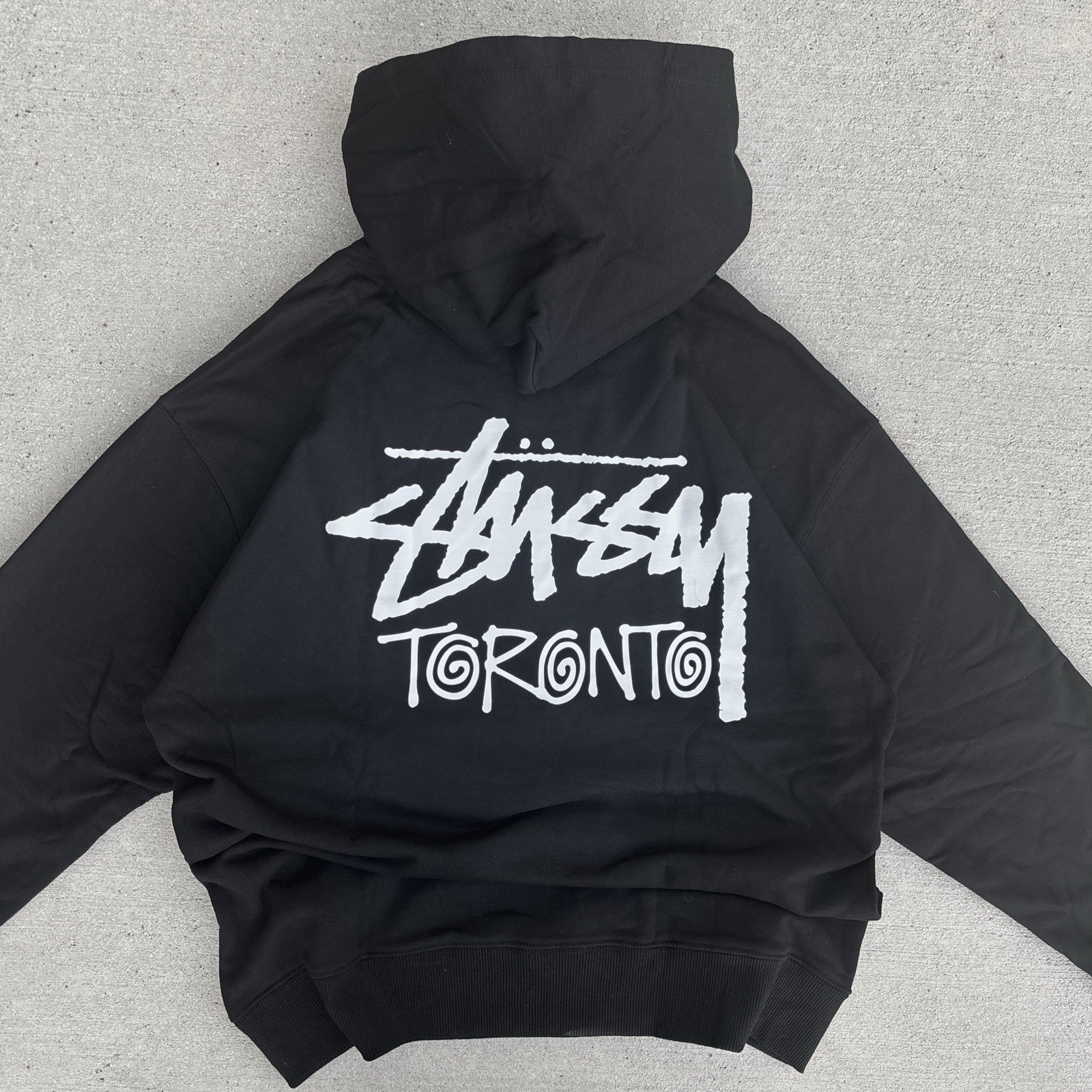 Stussy Men\'s M Black Pullover Hoodie Graphic Logo Pockets Toronto City