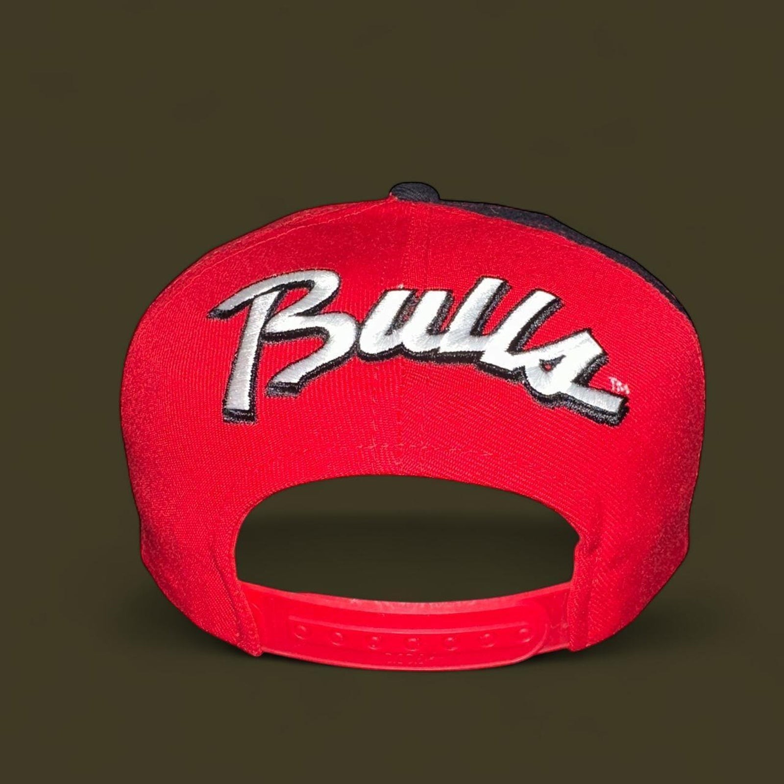Vintage chicago bulls sports specialties snapback back script wool blend hat