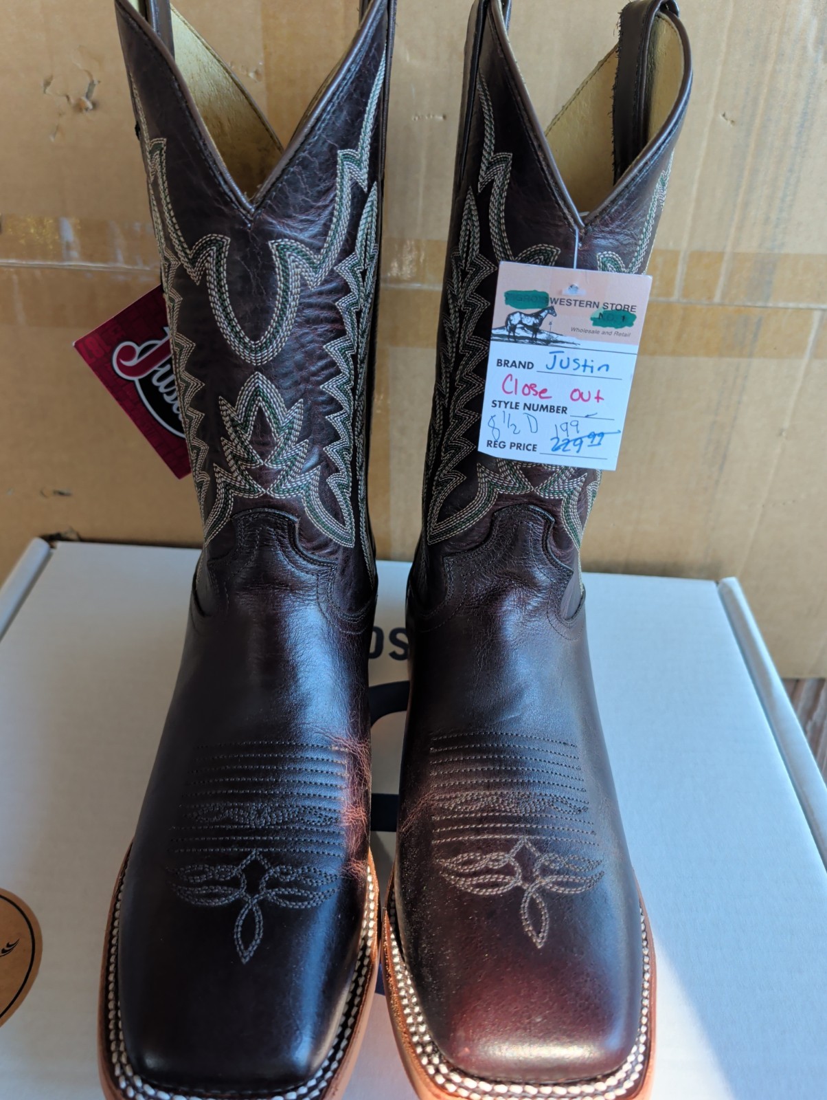 Justin Mens New Brown 8 1/2 D Boots New W Defect See Pics  No...