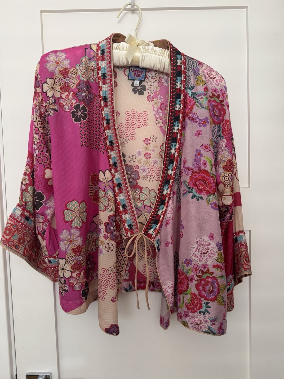 Johnny Was 100% Silk body &  Embroidered trim w/small pearl like beads