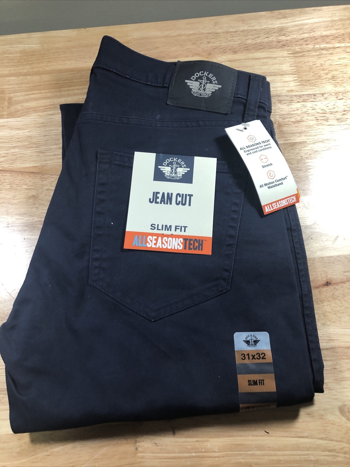 Men\'s Dockers All Season Tech Slim Fit Jean Cut Pembroke Blue 31x32 NWT
