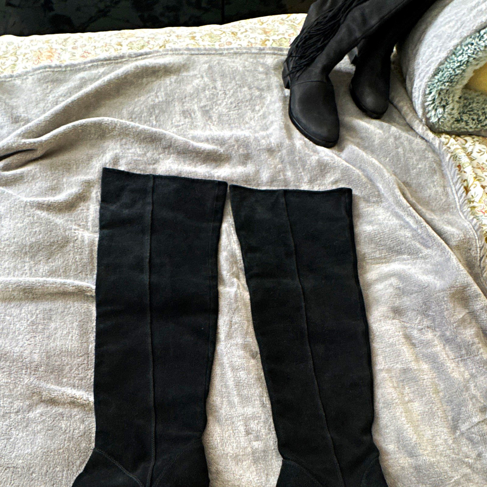 Women’s Black Suede Thigh-High Over-the-Knee Mid Block Heel Boots Size 8