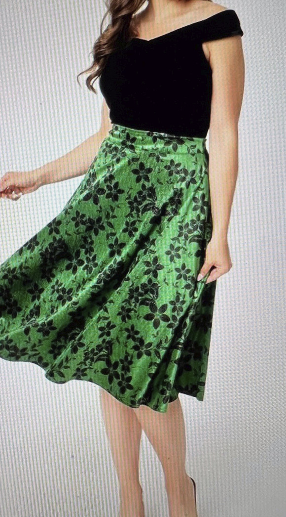 NWT Unique Vintage 2X 18 Green Black Floral Velvet A Line Retro Skirt