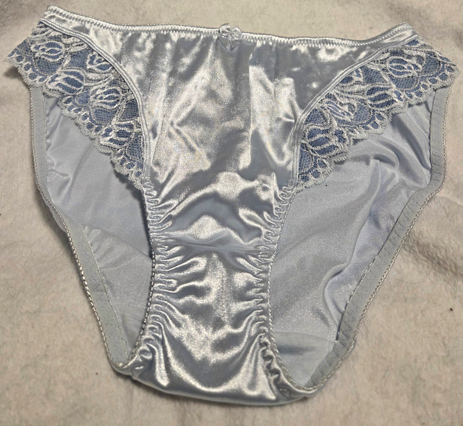 Vintage Bella Zahra Women\'s Blue Satin Lace Bow Bikini Panties XL 1X  Nylon