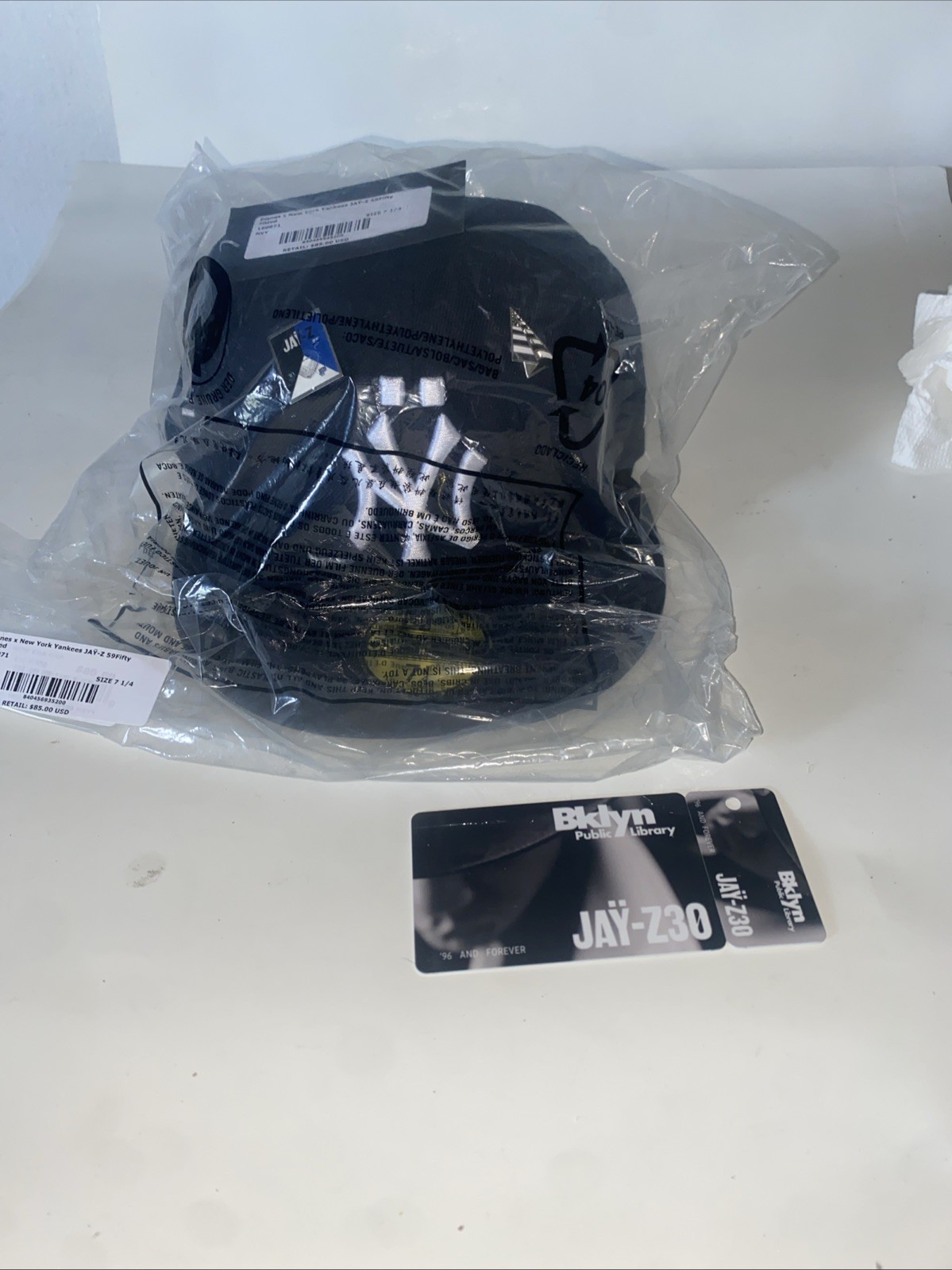 JAŸ-Z30  Yankee Stadium New Era 59FIFTY Hat 7 1/4 J