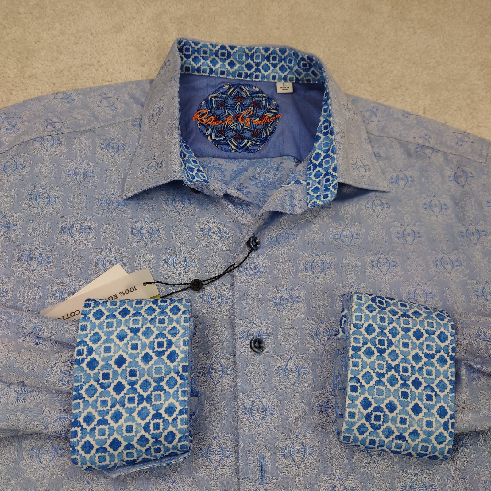 NWT Robert Graham Men\'s Large Classic Fit Light Blue Button Up Shirt Flip Cuff