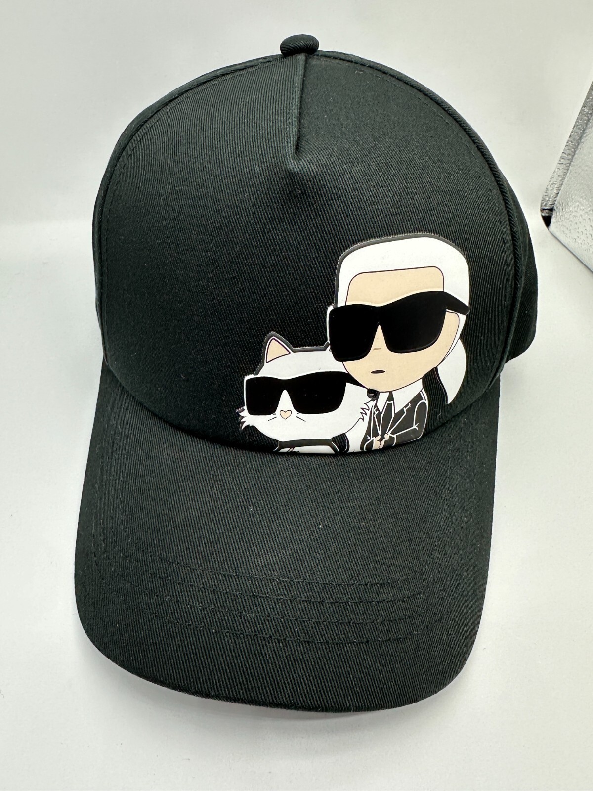 Karl Lagerfeld Unisex Adjustable Baseball Cap One Size, Iconic Logo, Stylish Fit