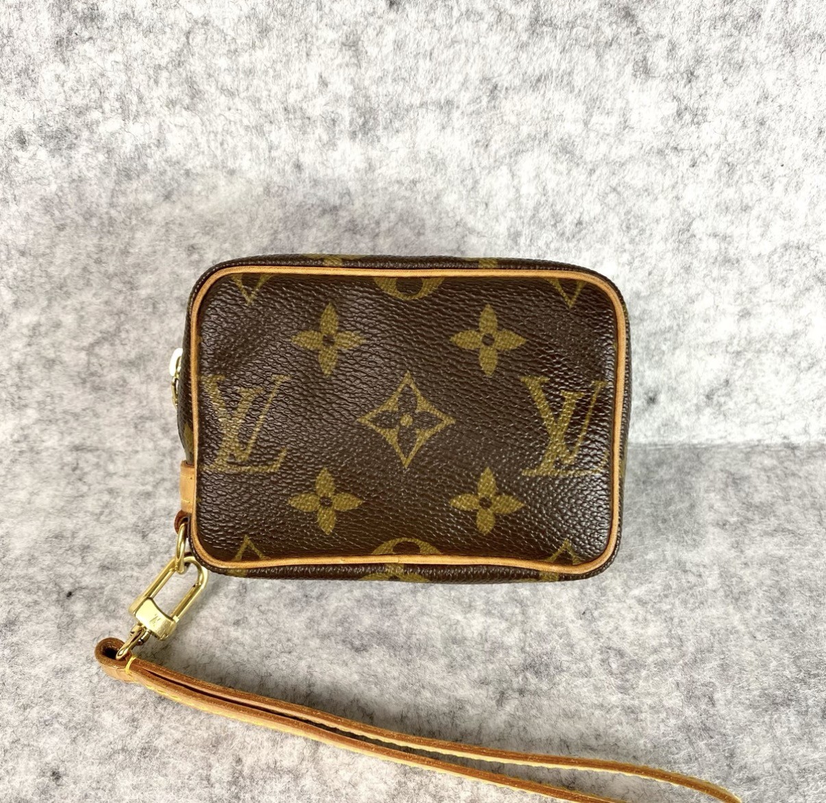 15% OFF Louis Vuitton Wapity Trousse Pouch Monogram Canvas Brown Leather Mini