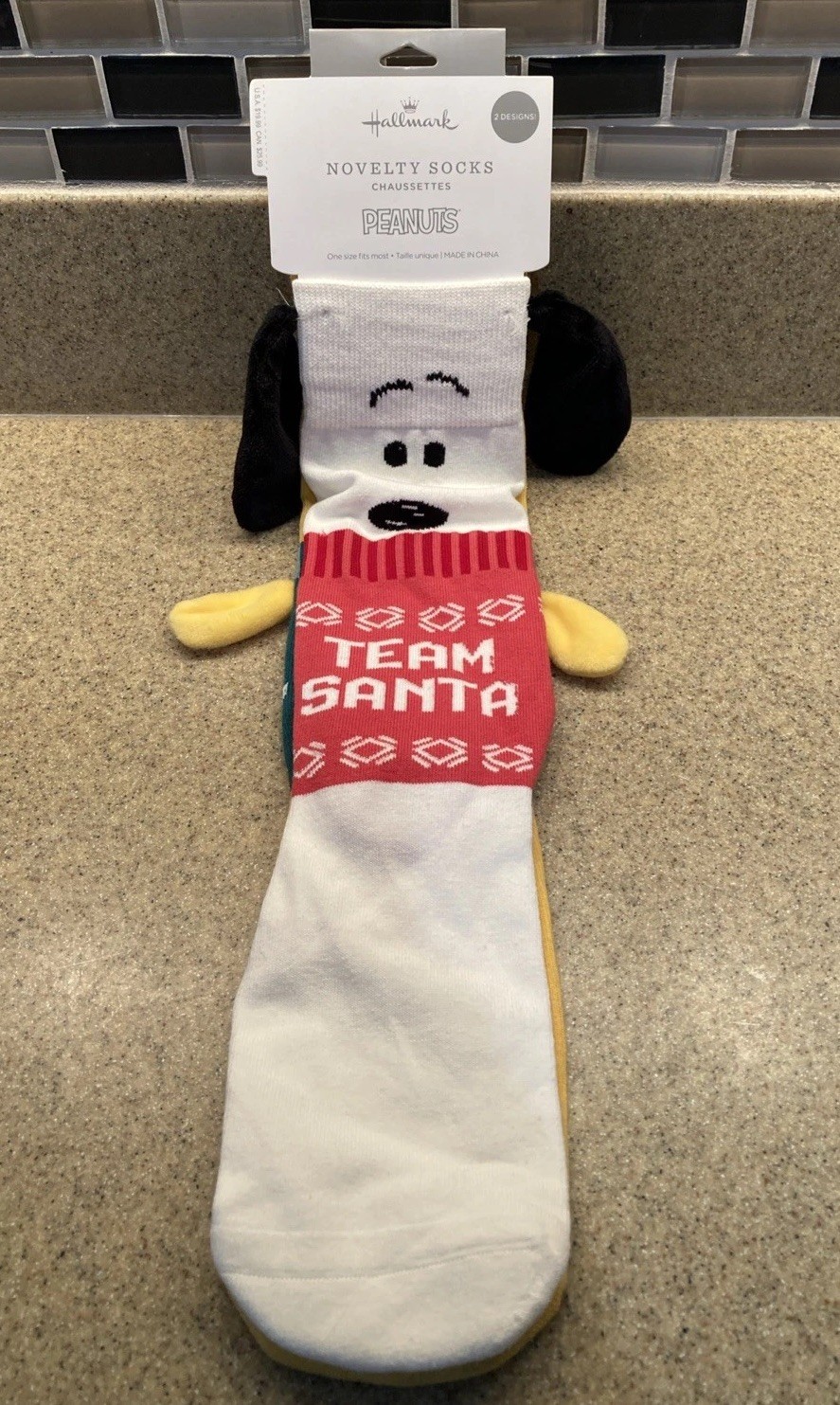 Hallmark Peanuts Snoopy Woodstock Team Santa Team Snoopy Novelty Socks 2 Pair