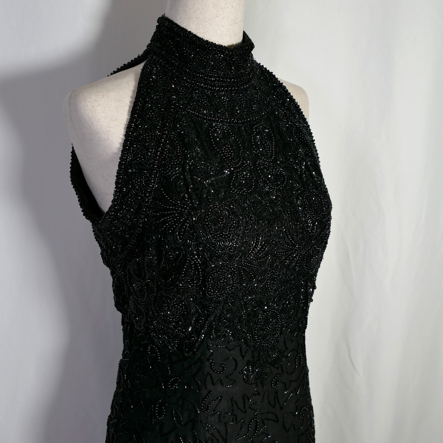 VTG Adrianna Papell Y2K Heavily Beaded Silk Maxi Dress Size 4 Halter Prom Event