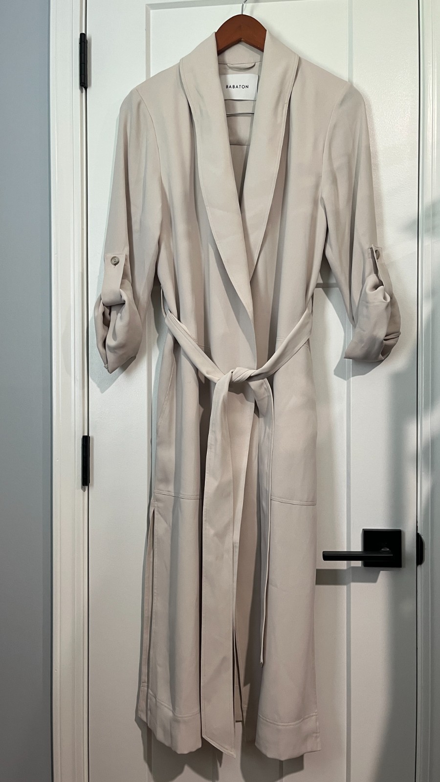 Aritzia Babaton Womens Kahlo Robe Wrap Jacket Belt Ivory Size S Quiet Luxury