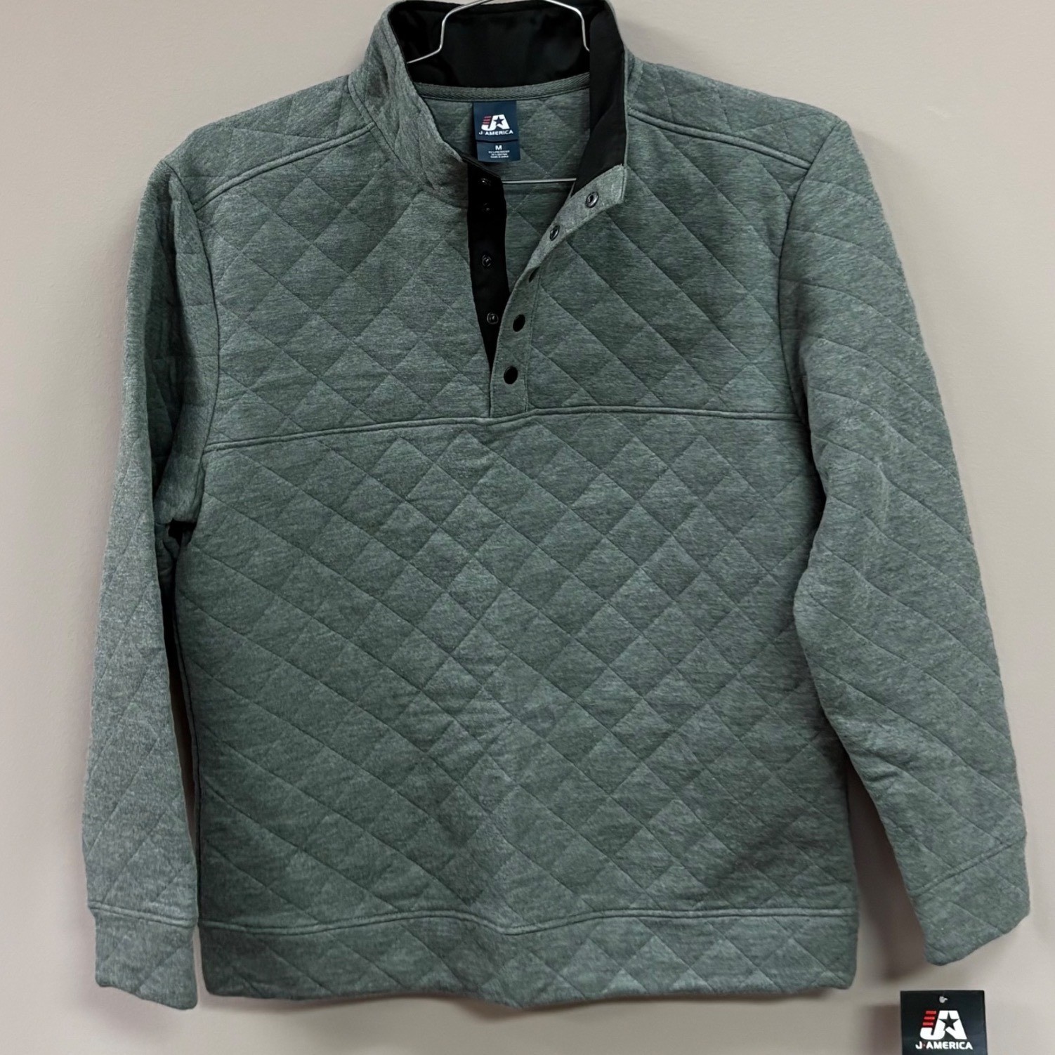 J. America Mens Quilted Snap Neck Pullover Sweatshirt Gray Size M NEW