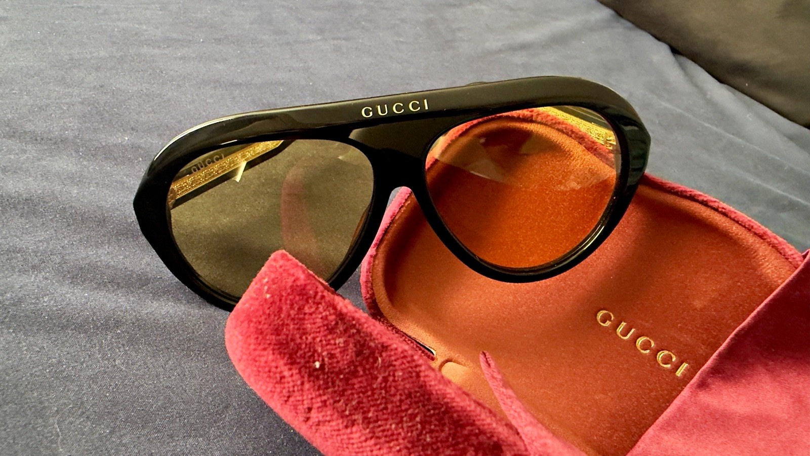 Gucci GG0479S 002 61 mm Oversized in Black/Yellow Lens-(Rare made in japan)