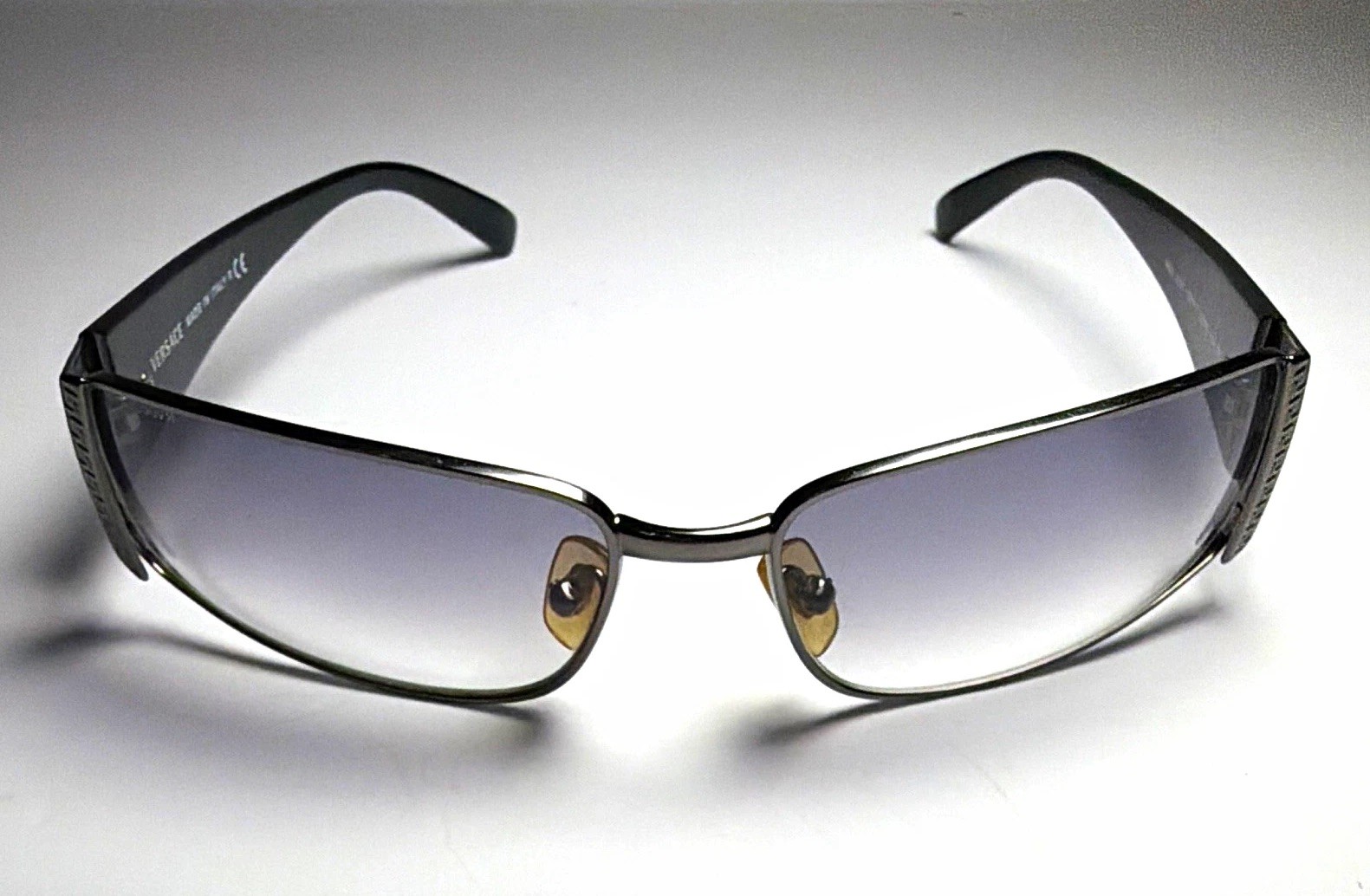 Vintage Versace Y2K MOD. 2021 1001/11 60□15 Black Sunglasses Gray Gradient Italy