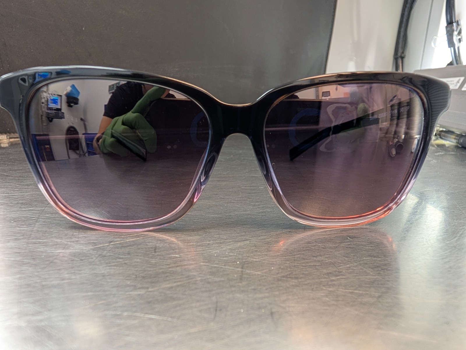 Costa Del Mar MAY 580G 06S2009 Purple/Reddish Rose Gradient Polarized Sunglasses