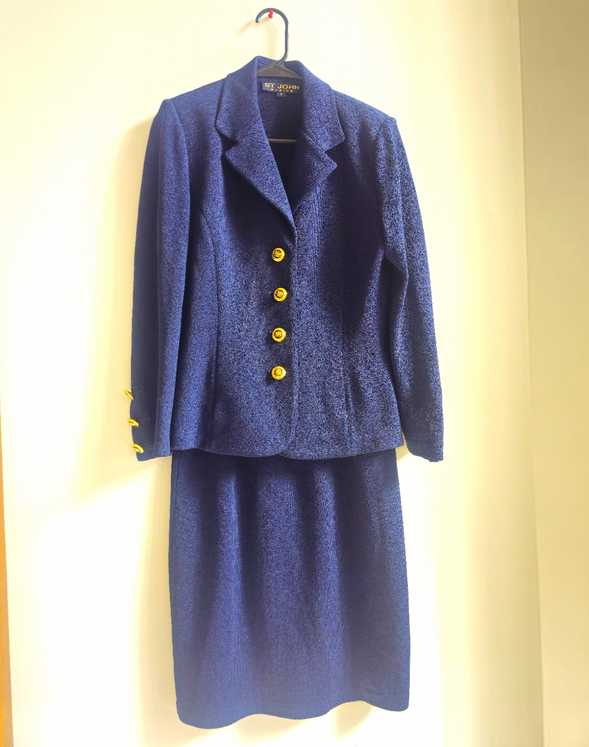✨ ST. JOHN BASICS Santana Knit 2-Piece Skirt Suit Set ✨