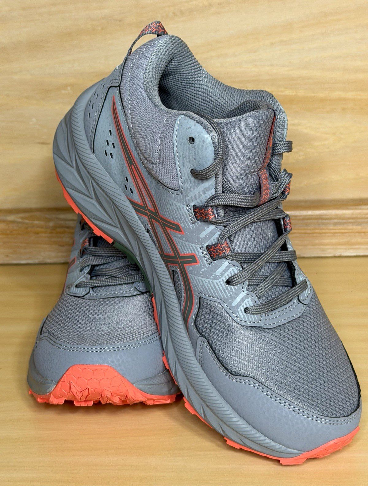 ASICS GEL-Venture 9 – Women’s Gray/Orange Mesh Sneakers US 7 EU 38 UK 5