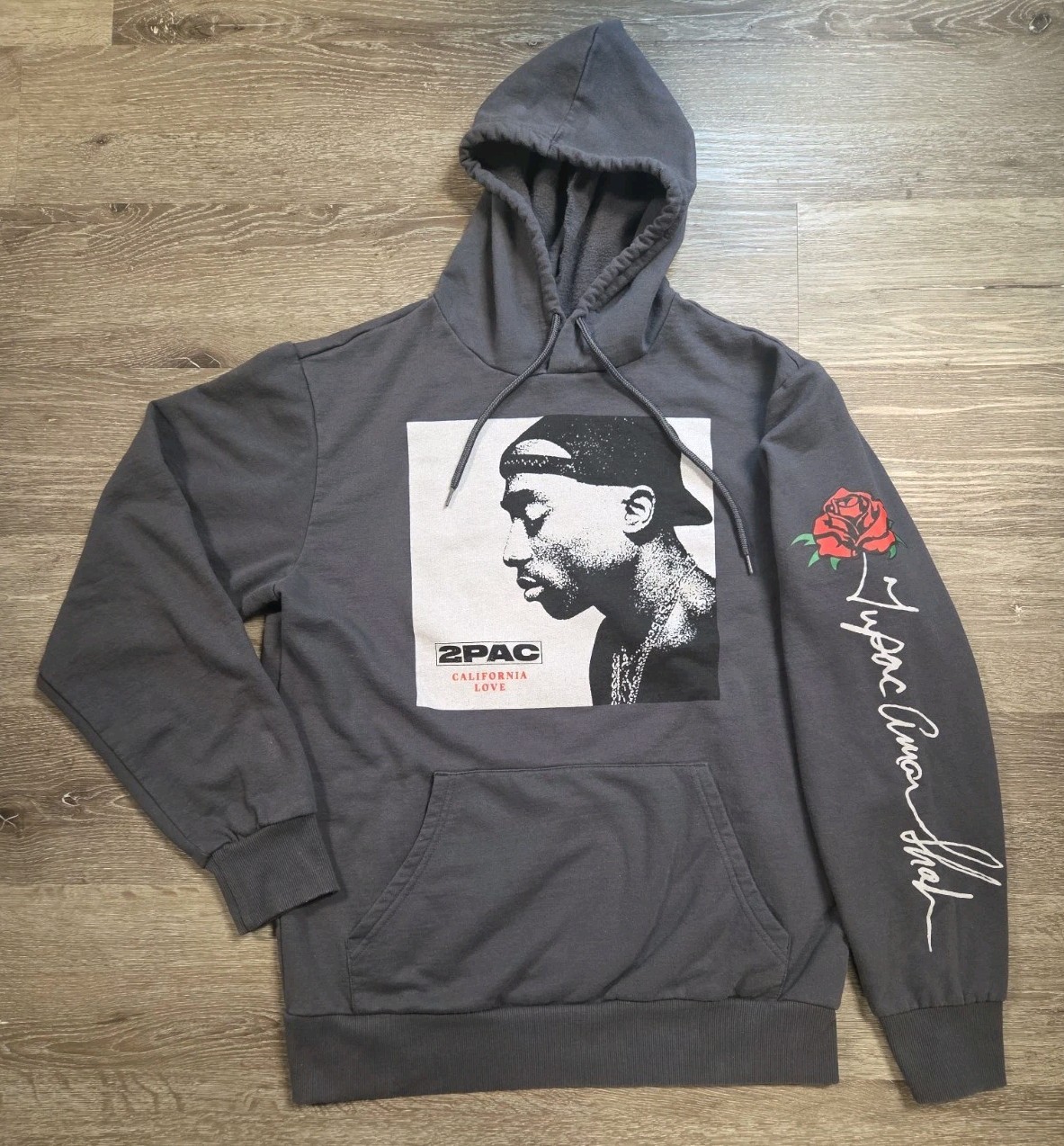 Authentic 2Pac Hoodie Mens Medium Dark Gray Tupac Shakur Rose Sleeve Hit