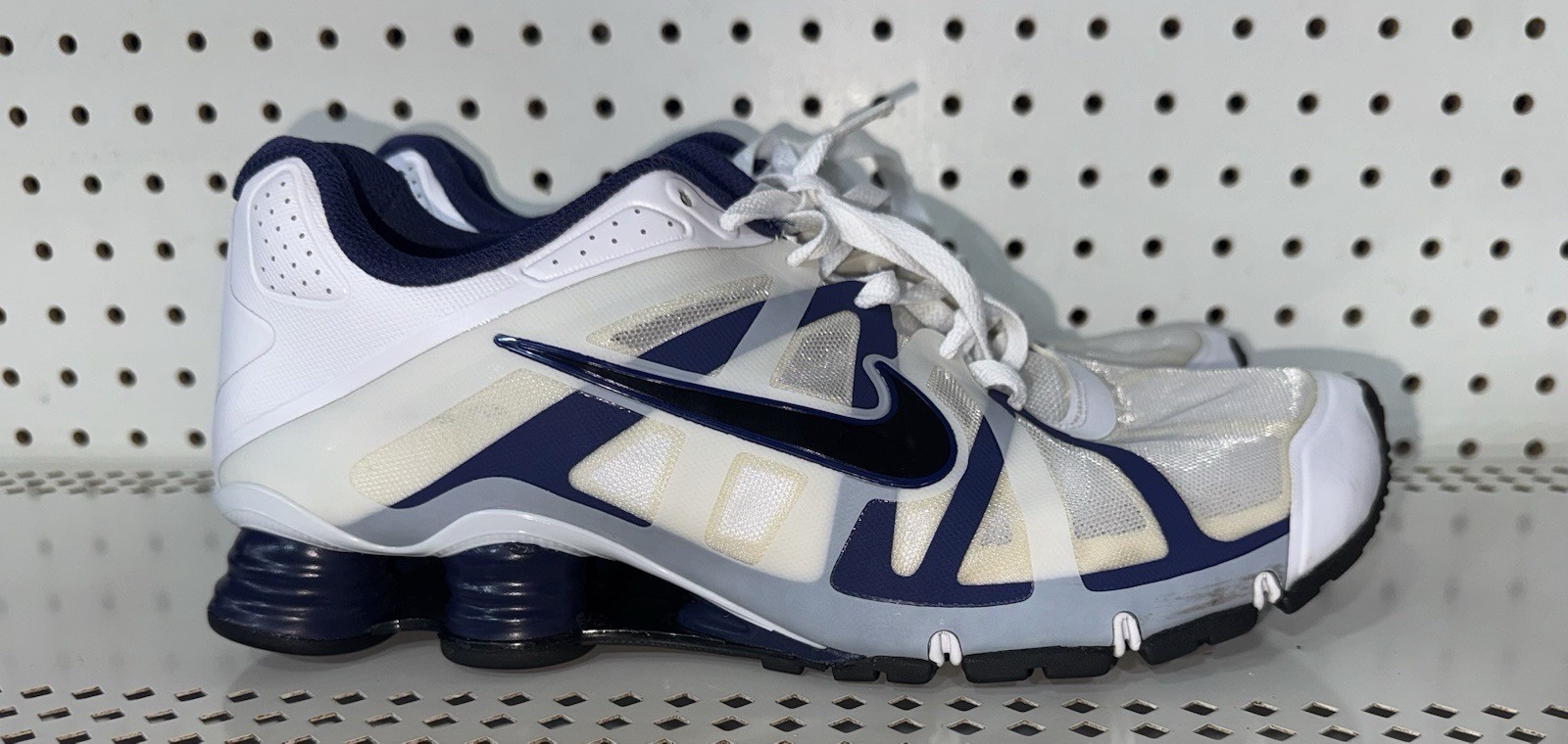 RARE 2012 Nike Shox Roadster Mens Athletic Running Shoes Size 10.5 White Blue