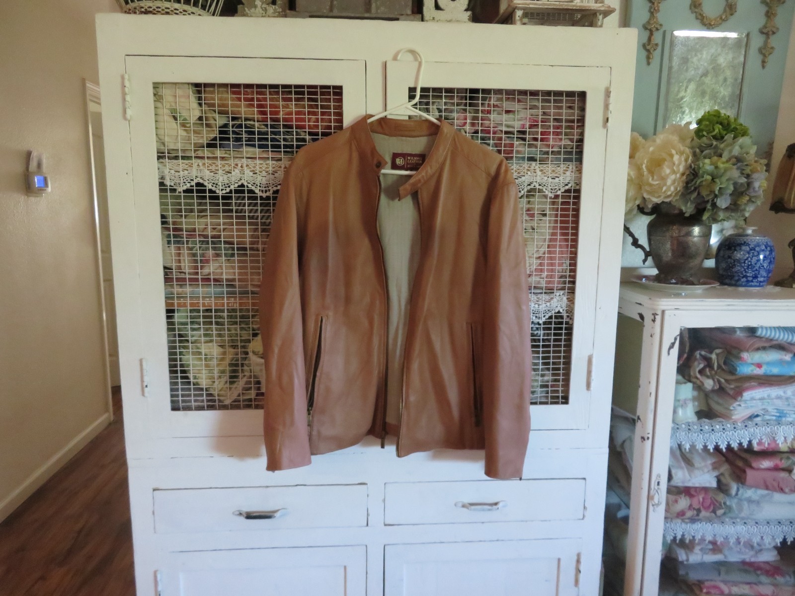 2 Men\'s Leather Coats Wilson Leather calf skin Soft Leather Coat Jacket M