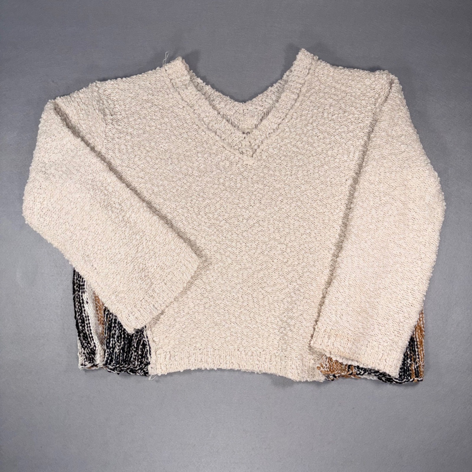 POL Womens V-Neck Popcorn Knit Sweater Cream Striped size  Large